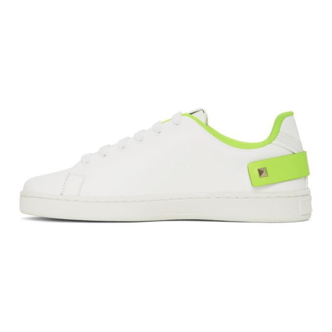 VALENTINO VALENTINO WHITE AND GREEN VALENTINO GARAVANI VLOGO BACKNET SNEAKERS