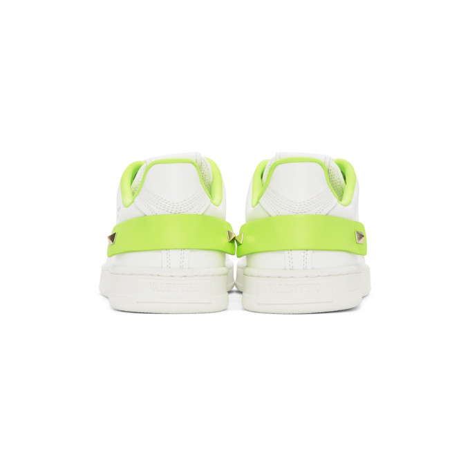 VALENTINO VALENTINO WHITE AND GREEN VALENTINO GARAVANI VLOGO BACKNET SNEAKERS