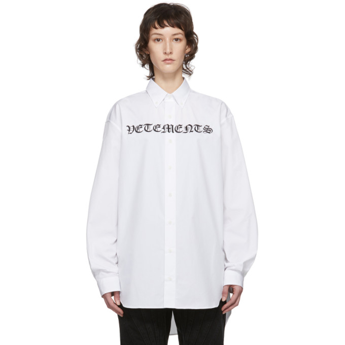 VETEMENTS VETEMENTS WHITE GOTHIC LOGO SHIRT