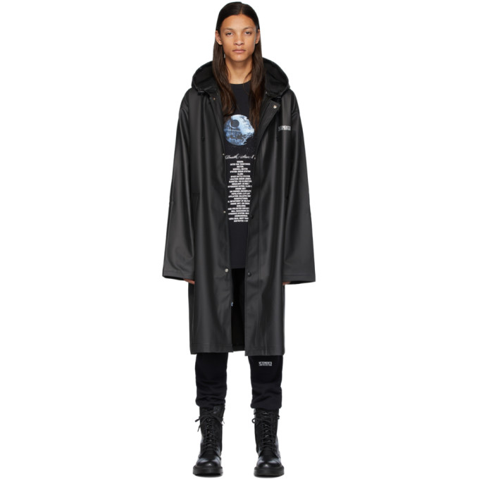 VETEMENTS VETEMENTS BLACK STAR WARS EDITION CHARACTER LIST RAINCOAT