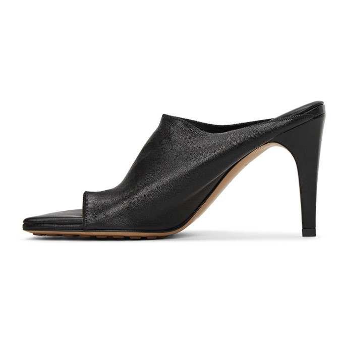BOTTEGA VENETA BOTTEGA VENETA BLACK LEATHER 90 THONG HEELED SANDALS