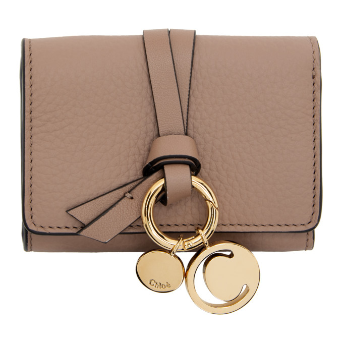 Chloe トープ トライフォールド アルファベット ウォレット