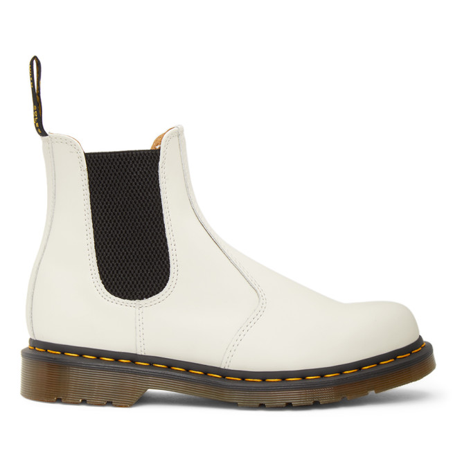 dr martens 11 gusset