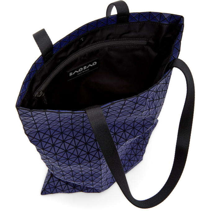 BAO BAO ISSEY MIYAKE BAO BAO ISSEY MIYAKE NAVY LARGE CRISPY TOTE