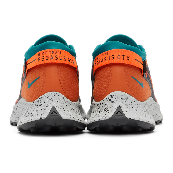 NIKE photo