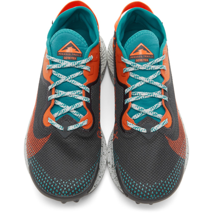 NIKE photo