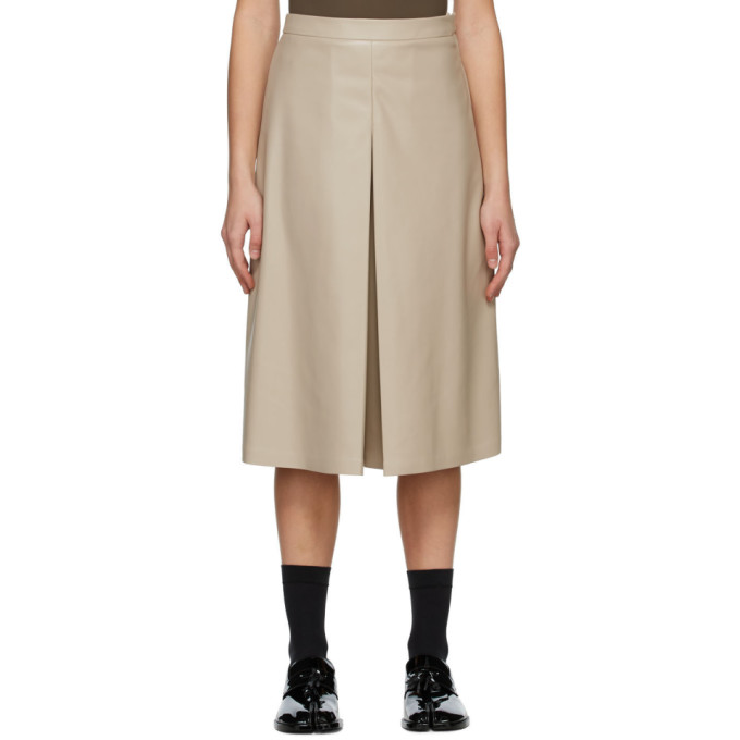 Maison Margiela Beige Pleated Shorts