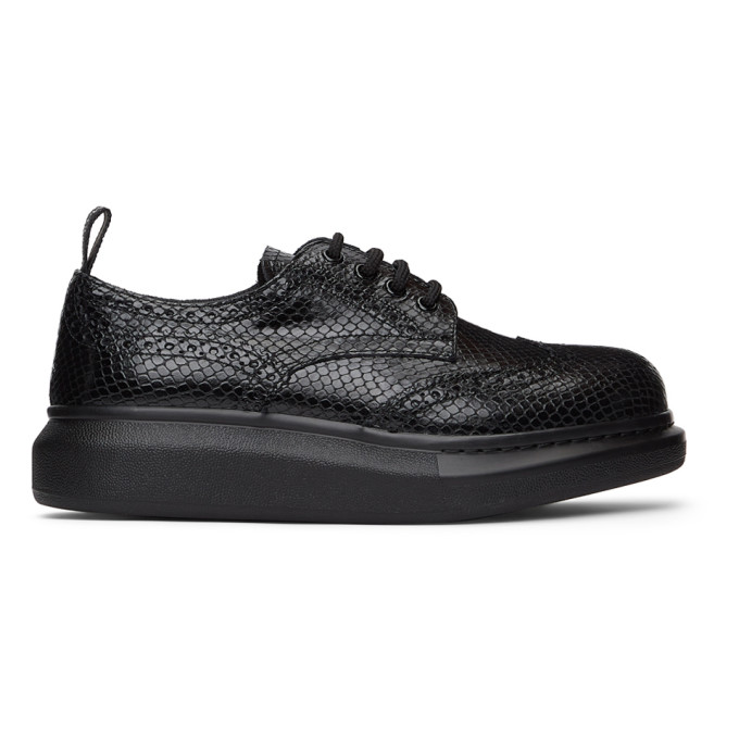 Alexander Mcqueen Black Croc Lace-up Brogues In 1000 Black