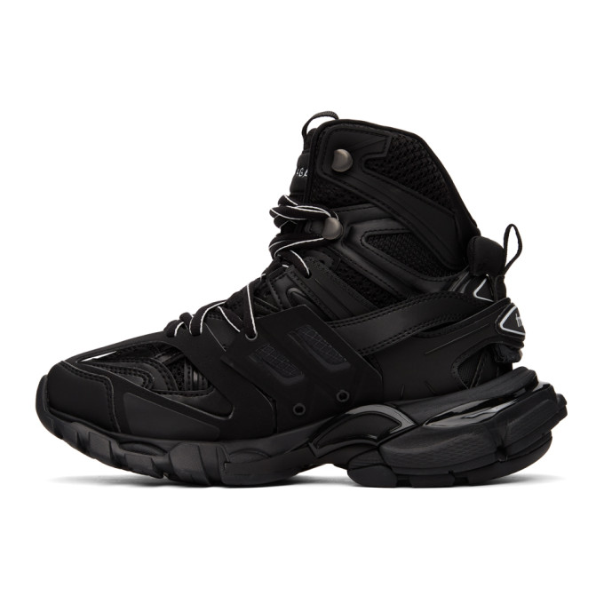BALENCIAGA photo