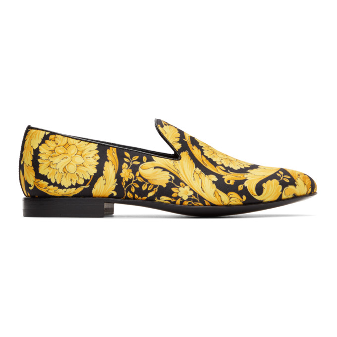 Click to view more detailed imagery on our partner's website Versace Barocco Loafer In Black And Gold Color In D4191 Black