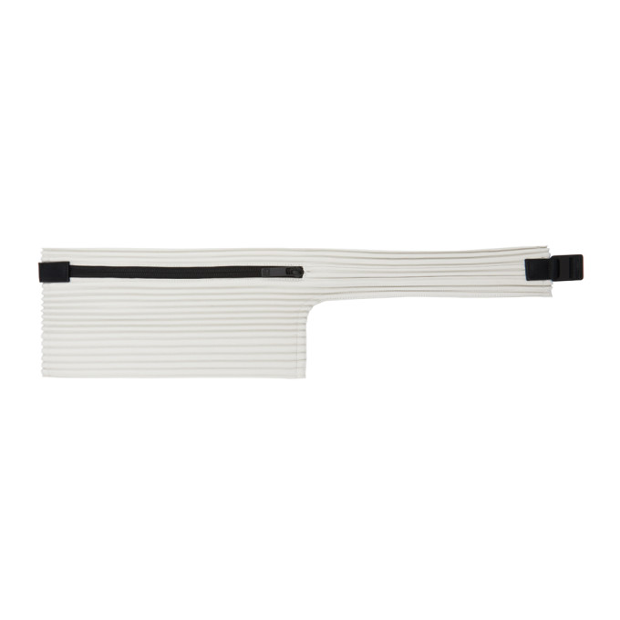 Issey Miyake Off-white Pleats Waist Bag In 3 Ivory