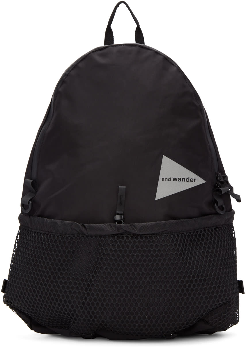 And Wander ブラック 20l デイパック バックパック