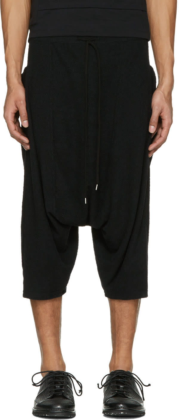 The Viridi-anne Black Baggy Pocket Shorts