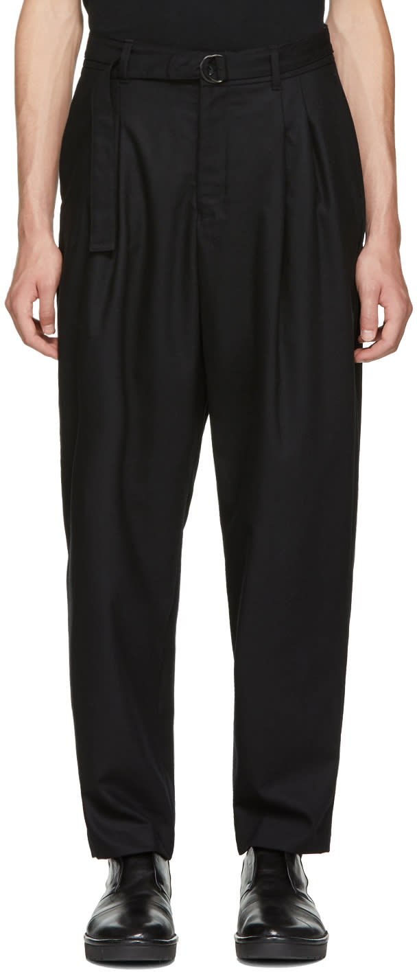Undecorated Man Black Two-tuck Wide Trousers