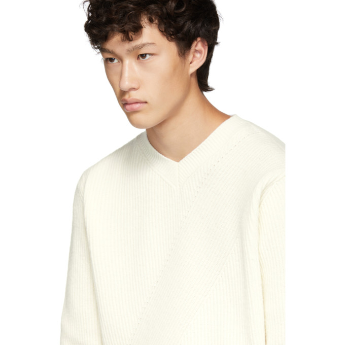 White Jumper V-Neck Sweater展示图