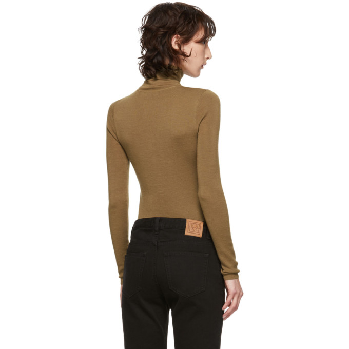 Brown Navais Turtleneck展示图