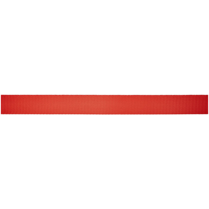 红色徽标腰带展示图