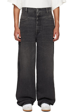 Black Four-Pocket Jeans