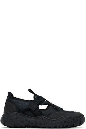 Black Aria Sneakers