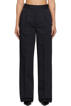 Black Relaxed Single Pleated Trousers