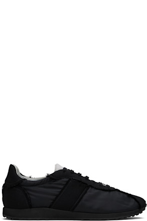 Black Moveo Sneakers