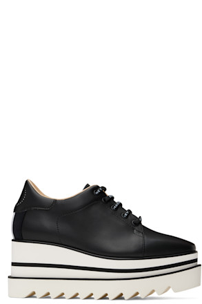 Black & White Sneak Elyse Sneakers