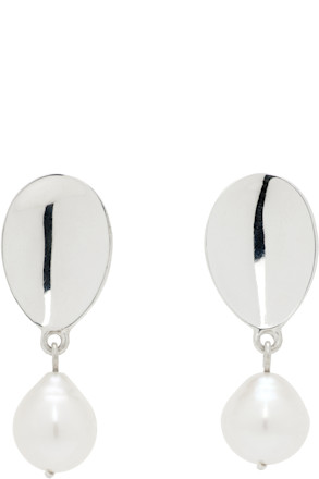 Everyday Pearl Drop Earrings