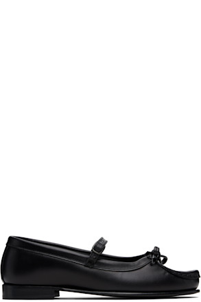 Black Roses Flats