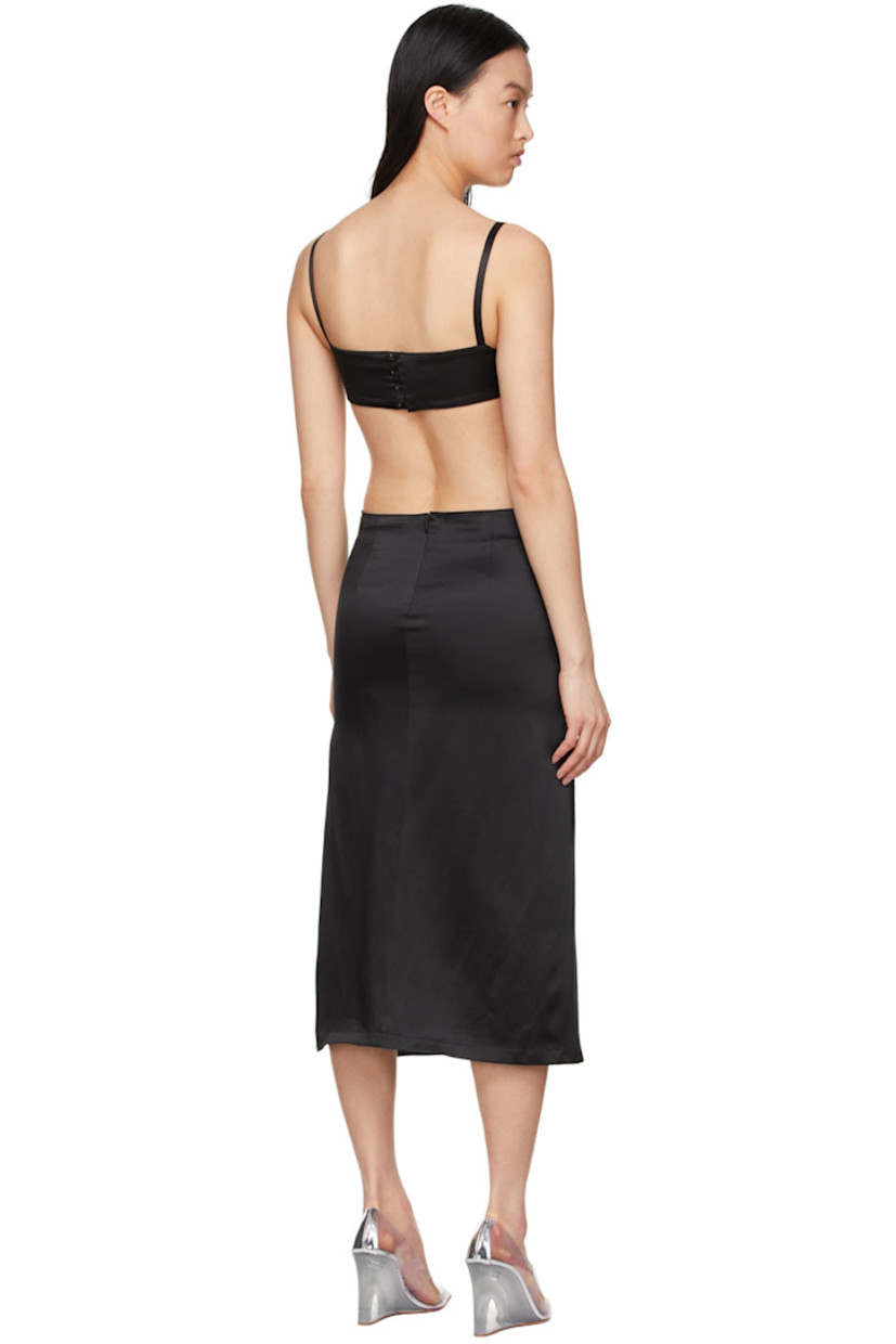 Silk satin dress.

· Square neck
· Darts at front
· Fixed shoulder straps
· Vent at single side-seam
· Adjustable hook-eye fastening and zip closure at low back
· Fully lined

Supplier color: Black