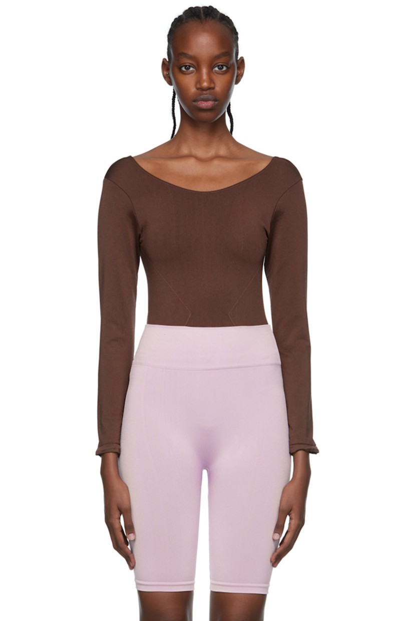 Stretch nylon jersey bodysuit. Moisture-wicking, chlorine-resistant, quick-drying.

· Scoop neck
· Low back

Supplier color: Chocolate

Size 1 is equivalent to US 2-12
Size 2 is equivalent to US 14-20