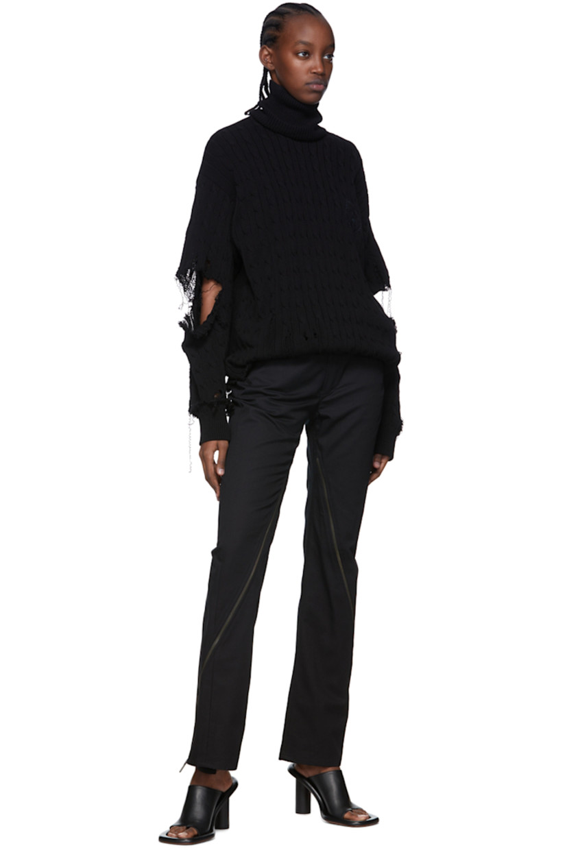 Organic cotton twill trousers.  

· Belt loops 
· Zip-fly 
· Logo hardware at back
· Five-pocket styling 
· Zippered vents at front and back 

Supplier color: Black