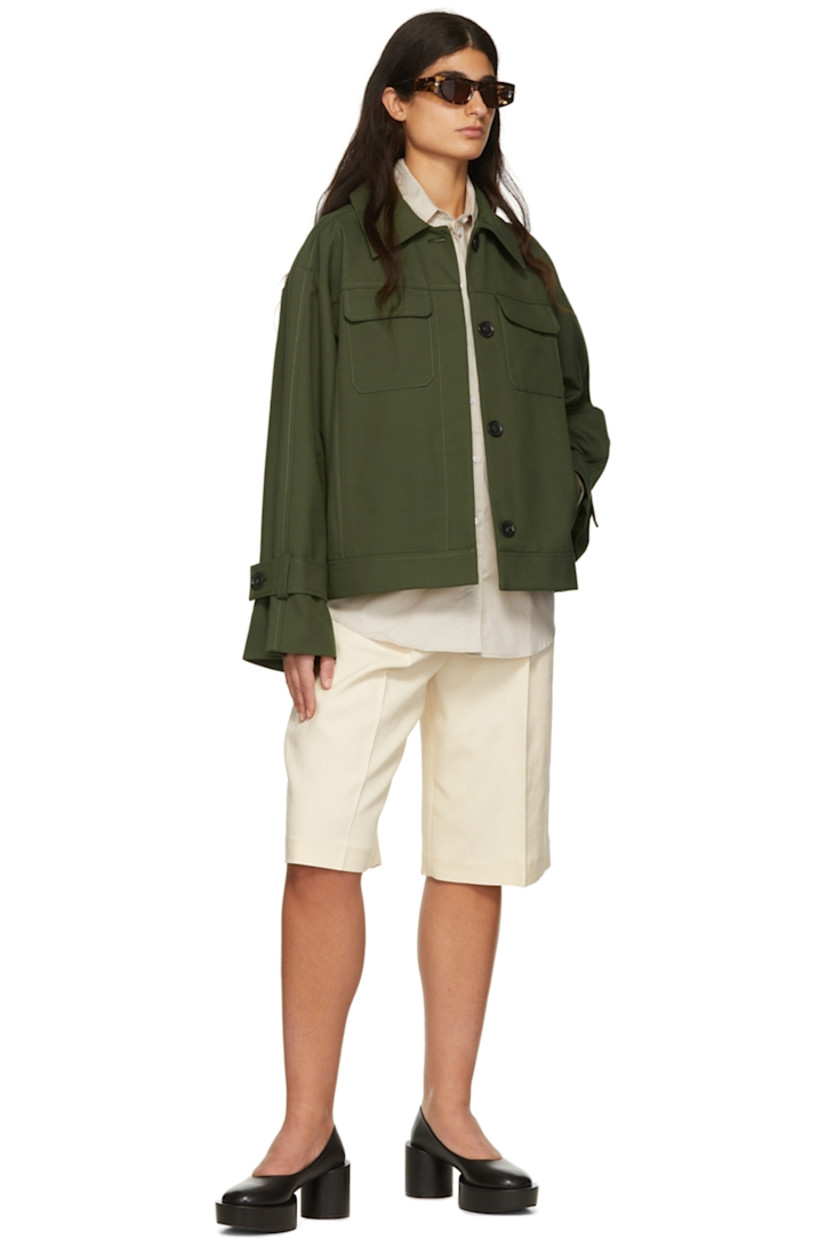 Plain-woven stretch Lenzing™ Ecovero™ viscose-blend shorts. 

· High-rise
· Zip-fly
· Three-pocket styling
· Central crease at legs

Supplier color: Natural