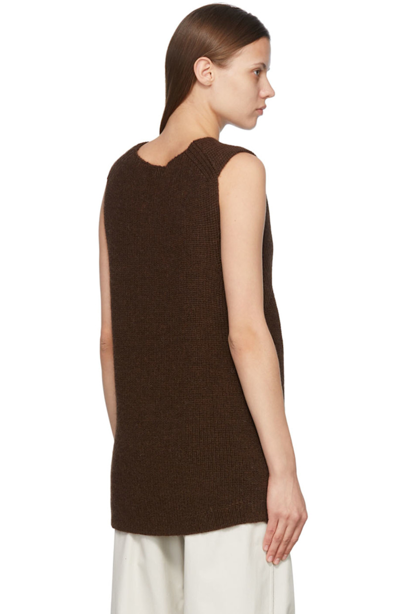 Knit alpaca and virgin wool-blend vest. Crewneck.

Available exclusively at SSENSE.

Supplier color: Brown
