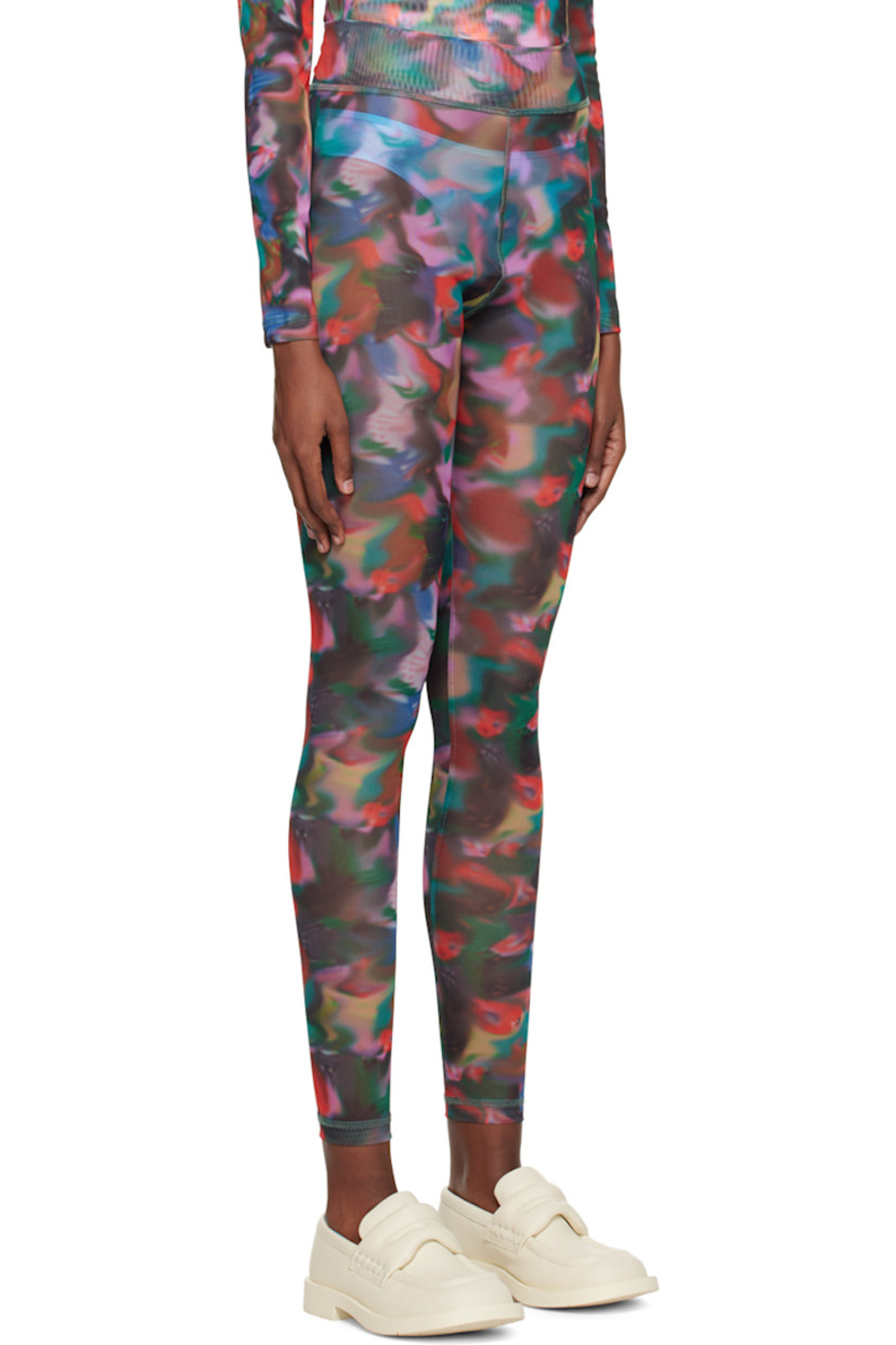 Semi-sheer stretch recycled polyester leggings. Graphic pattern printed throughout.

Supplier color: Brush strokes light