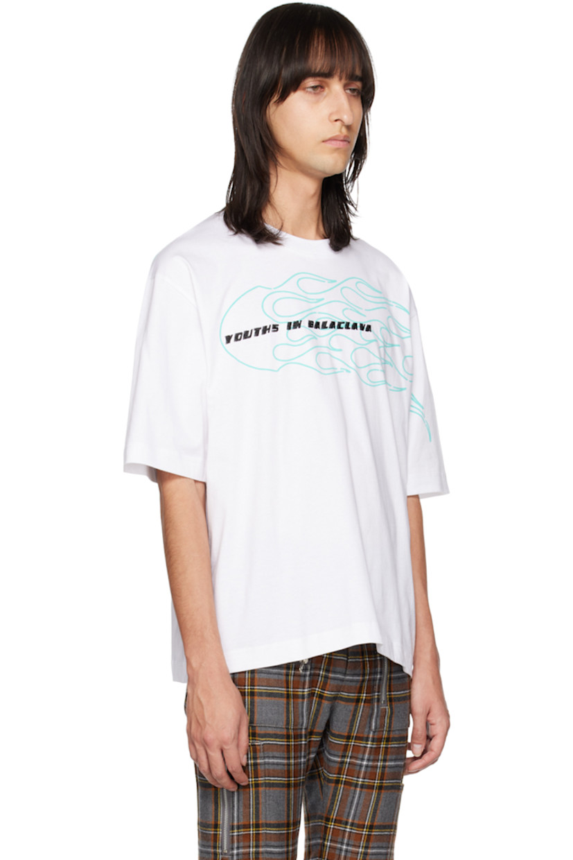 Cotton jersey T-shirt.

· Rib knit crewneck
· Logo graphic embroidered and printed at chest
· Dropped shoulders
· Graphic printed at back collar

Supplier color: White