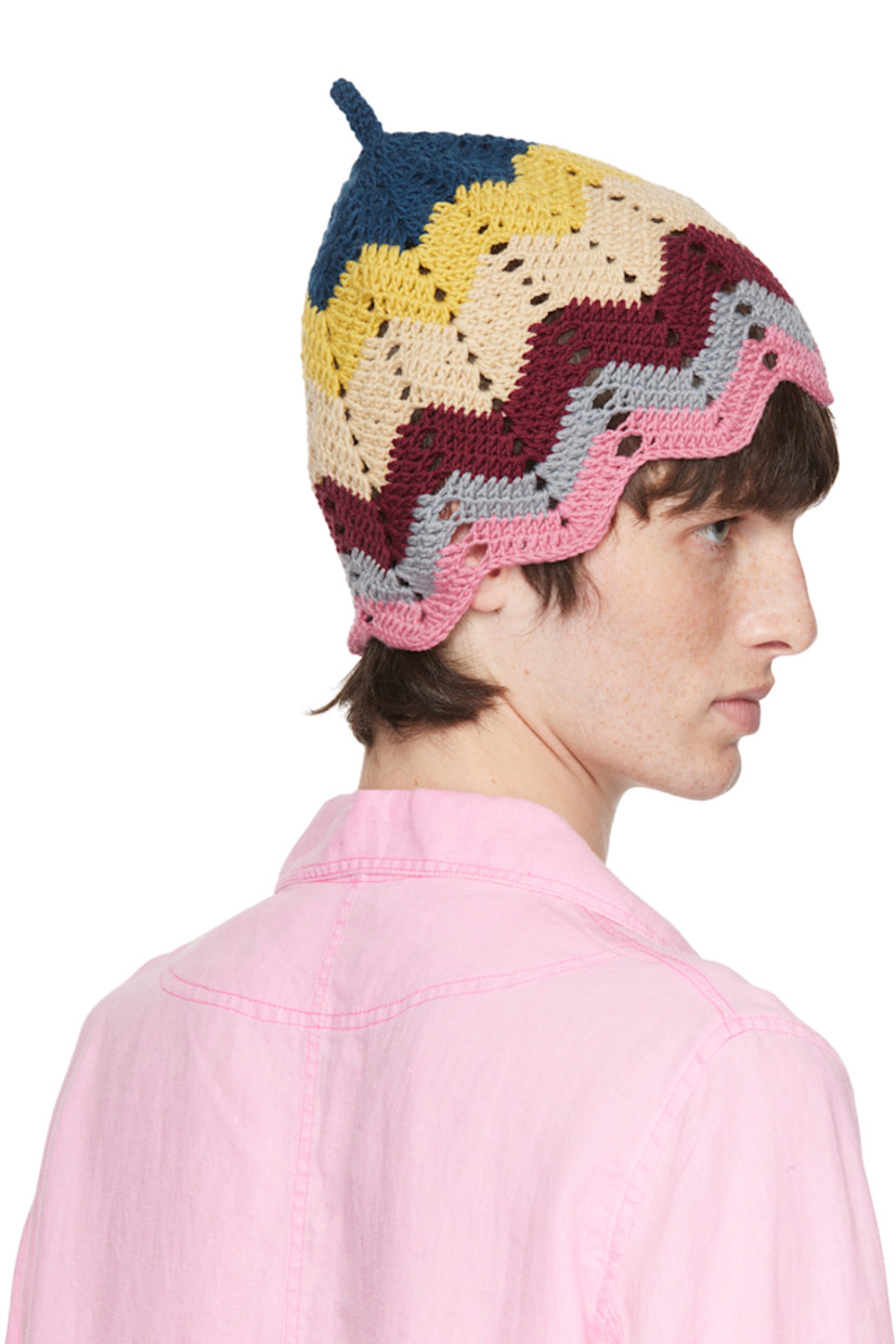 Hand-crocheted wool beanie in multicolor.

· Scalloped edge at brim
· Unlined

Available exclusively at SSENSE.

Supplier color: Multi