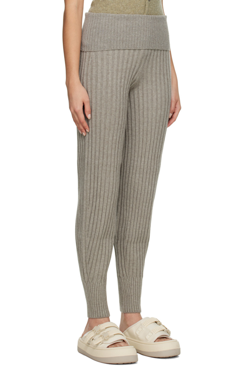 Rib knit acrylic and wool-blend lounge pants. Elasticized waistband and cuffs.

Supplier color: Beige