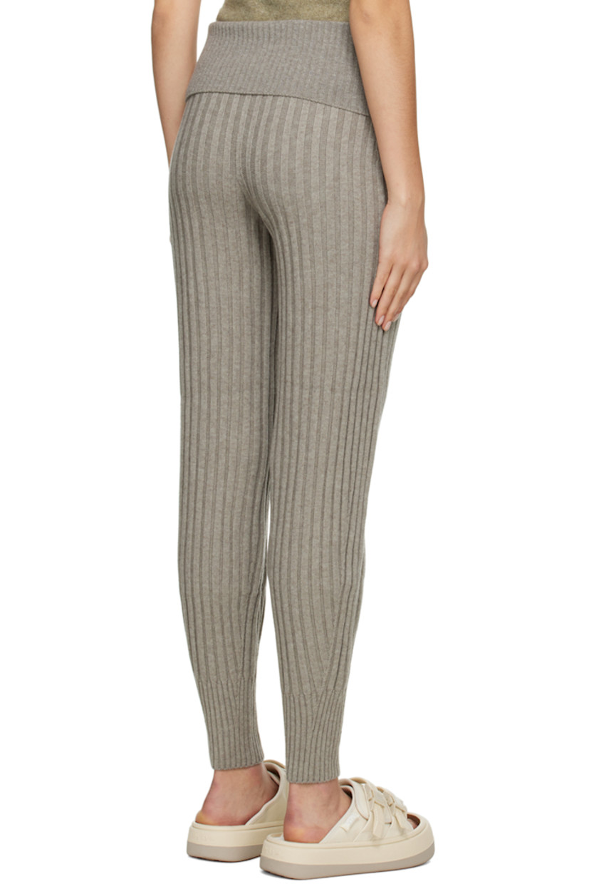 Rib knit acrylic and wool-blend lounge pants. Elasticized waistband and cuffs.

Supplier color: Beige