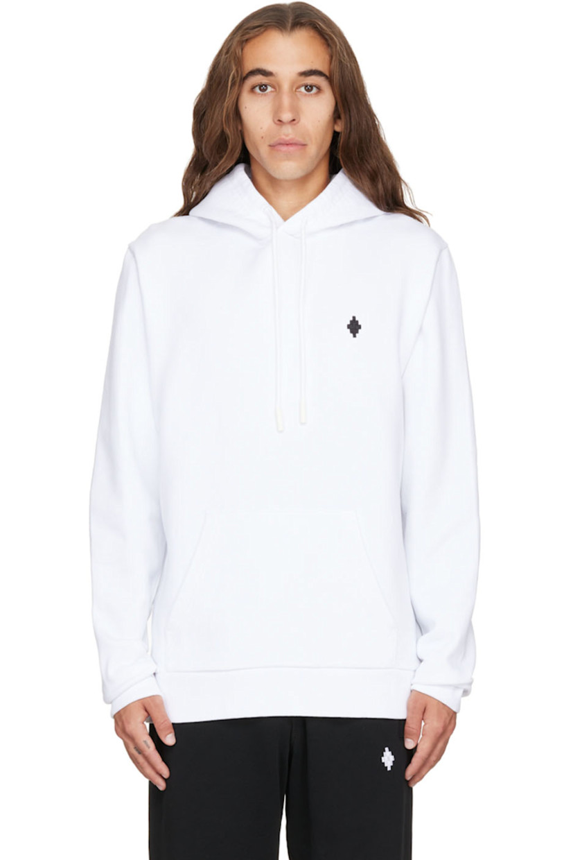 Organic cotton French terry hoodie.

· Drawstring at hood
· Logo embroidered at chest
· Kangaroo pocket
· Rib knit cuffs and hem 

Supplier color: White/Black