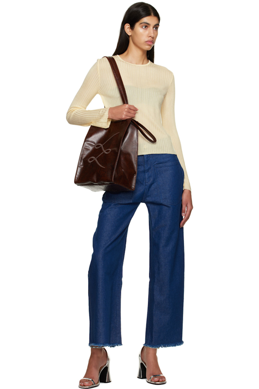 Rib knit viscose sweater. Crewneck. 

Supplier color: Beige