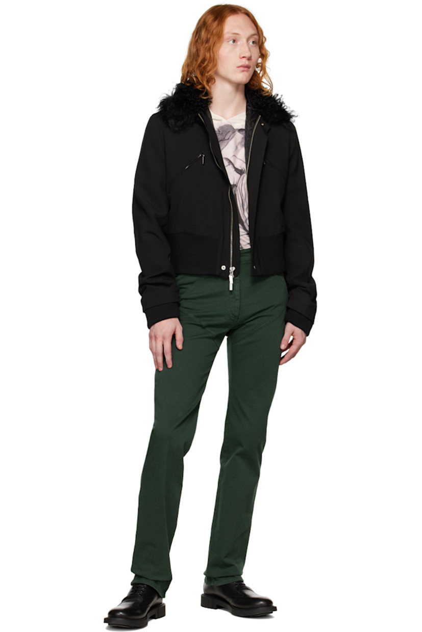 Non-stretch denim jeans.

· Belt loops
· Four-pocket styling
· Zip-fly

Supplier color: Forest green