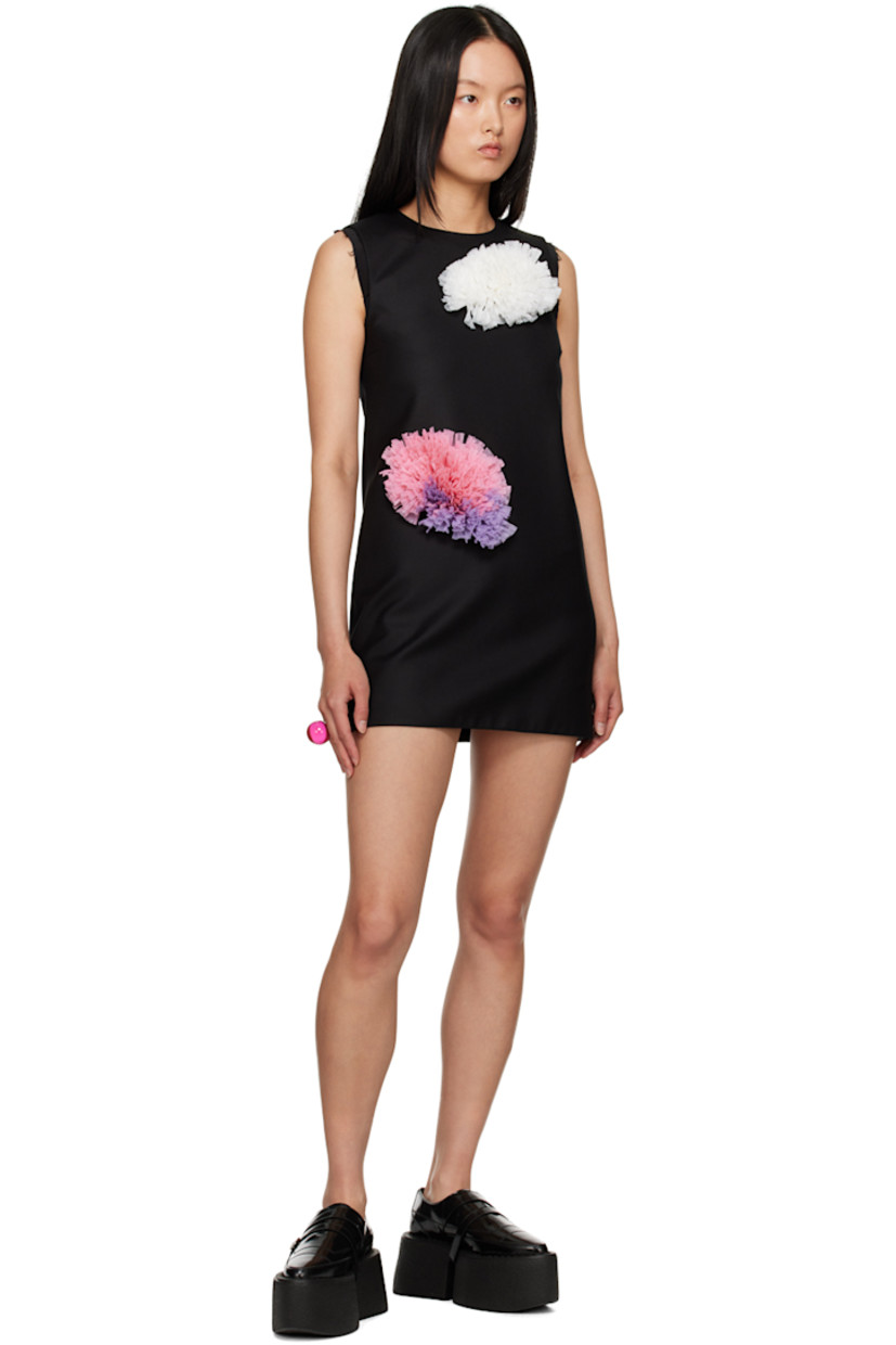 Plain-woven stretch silk dress.

· Crewneck
· Darts at chest
· Embroidered raffia appliqués at front
· Raw edge at armscyes
· Concealed zip closure at back
· Full silk sateen lining

Available exclusively at SSENSE.

Supplier color: Black/Raffia