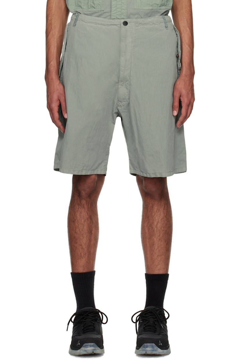 Crinkled cotton and nylon-blend canvas shorts. 

· Belt loops
· Three-pocket styling
· Zip-fly 
· Logo flag at back pocket 

Supplier color: Green milieu