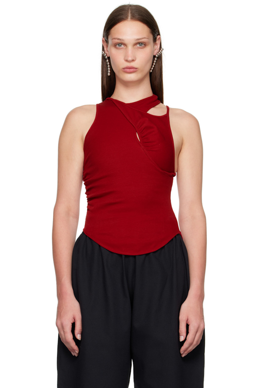 Rib knit stretch organic cotton jersey tank top.

· Modified crewneck
· Ruching at side seam
· Asymmetric hem
· Adjustable spaghetti straps 
· Hook-eye fastening at back 

Supplier color: Cayenne