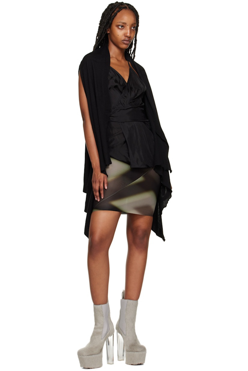 Ankle-high cow-hair boots in gray. 

· Cow-hair pull-loop at heel tab
· Elasticized gussets at sides
· Transparent plexiglass block heel with rubber injection
· Cow-hair covered platform 
· Leather sole with treaded rubber injection
· Platform: H2.75 in
· Heel: H6.5 in 

Supplier color: Pearl/Clear