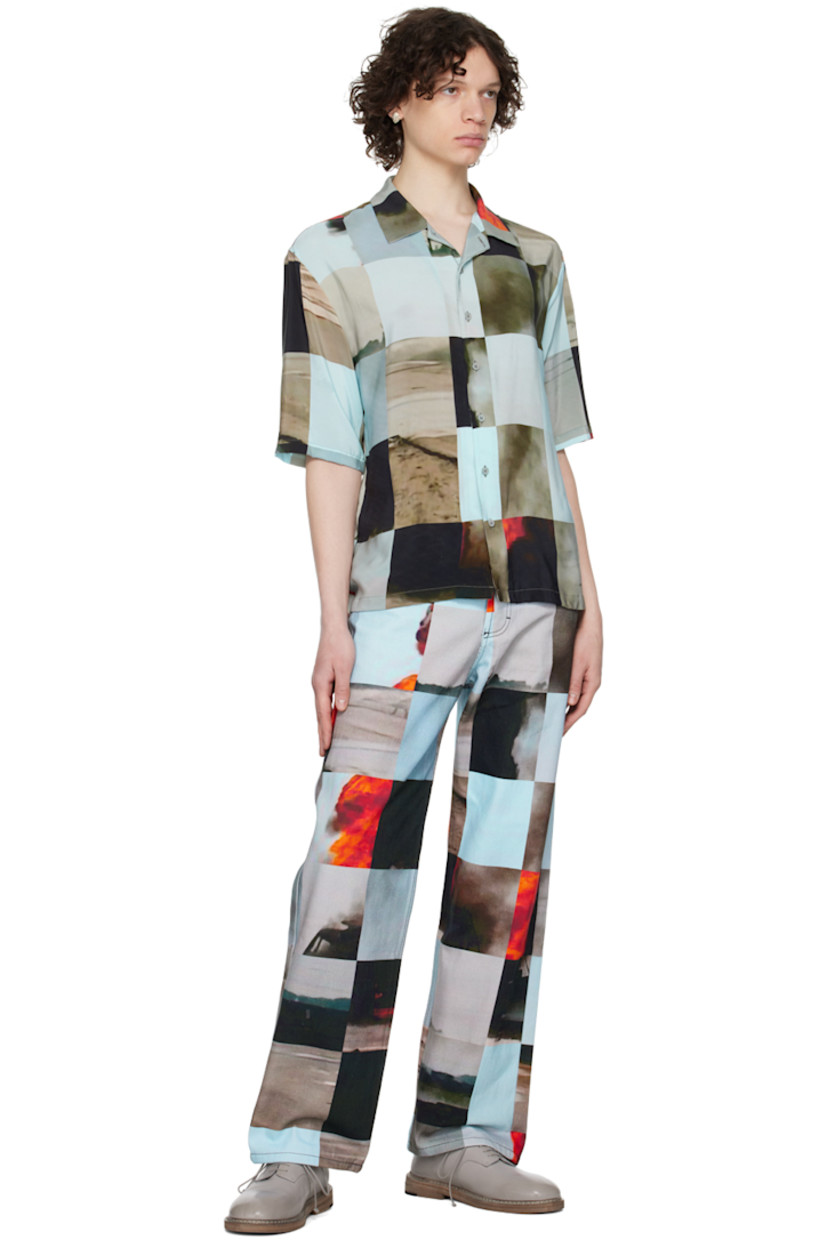 Silk crepe shirt. Graphic check pattern printed throughout.

· Open spread collar
· Button closure
· Logo-engraved mother-of-pearl hardware

Supplier color: Explosion grid