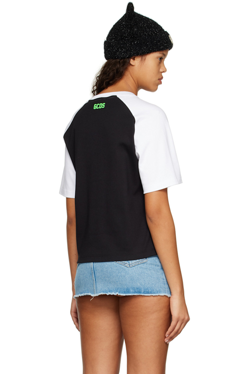 Cotton jersey T-shirt.

· Graphic printed at face
· Raglan sleeves
· Logo printed at back collar

Supplier color: Black