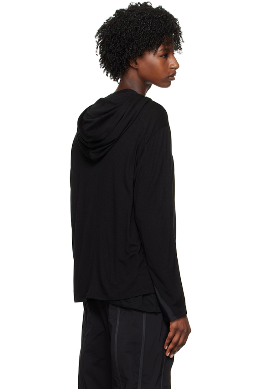 Lightweight paneled lyocell jersey and stretch polyester jersey hoodie.

· Two-way zip closure
· Dolman sleeves

Supplier color: Black