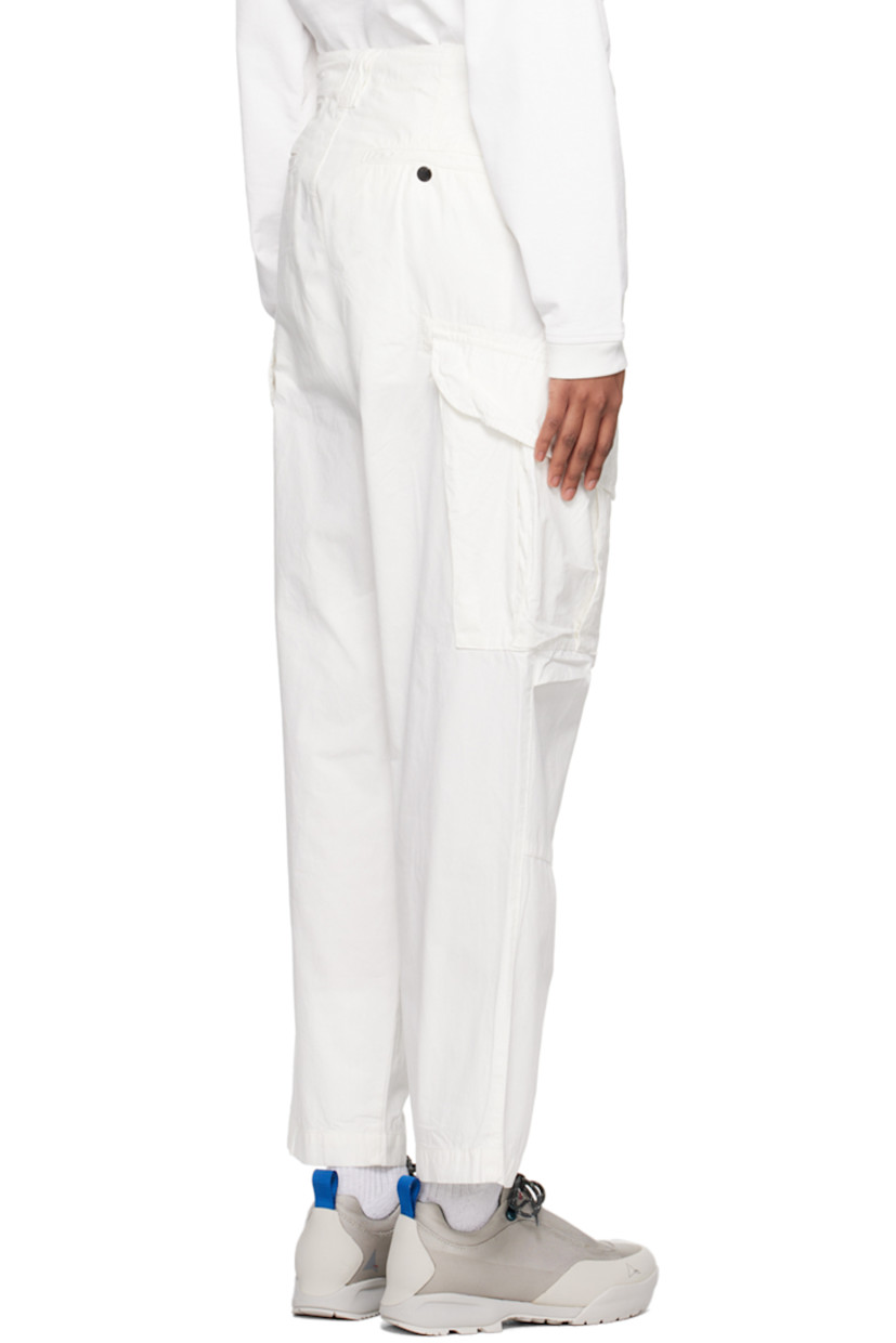 Relaxed-fit garment-dyed plain-woven cotton cargo pants.

· Belt loops
· Concealed drawstring at waistband
· Four-pocket styling
· Zip-fly
· Tucks at knees
· Acetate lens at outseam
· Cargo pocket at outseams
· Logo patch at back waistband 

Supplier color: Gauze white