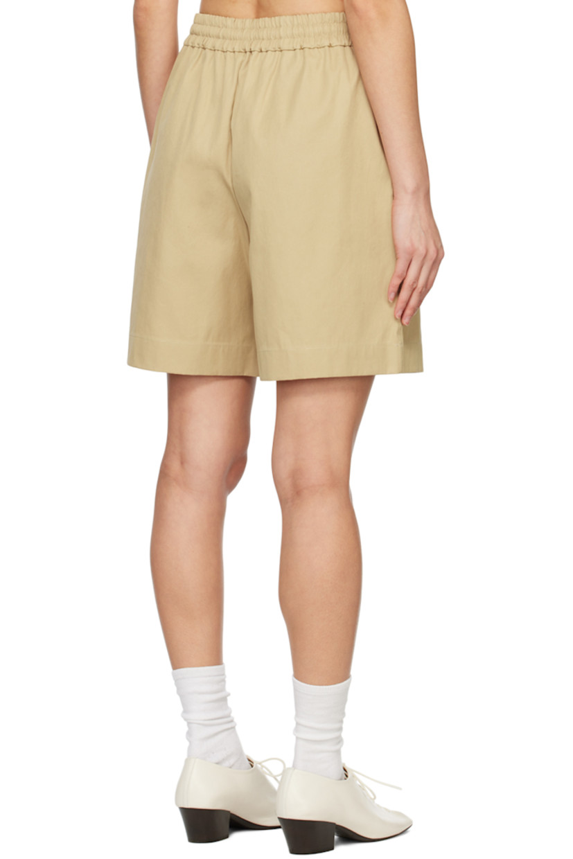 Cotton twill shorts. 

· Concealed drawstring at elasticized waistband
· Two-pocket styling
· Mock-fly

Supplier color: Beige